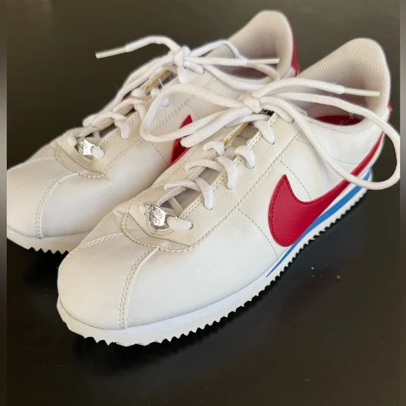 Nike Kids Cortez Leather White Sneakers Size 7 Youth - Picture 1 of 9